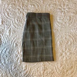 GUC Lilyful B&W plaid mini-skirt